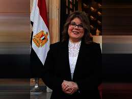 فيبي فوزي وكيل مجلس الشيوخ