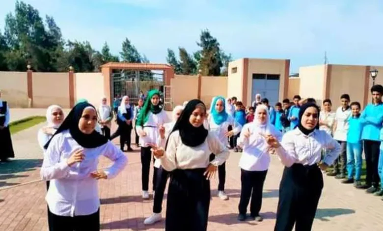 جولات ميدانية لمديري الإدارت التعليمية بأسوان