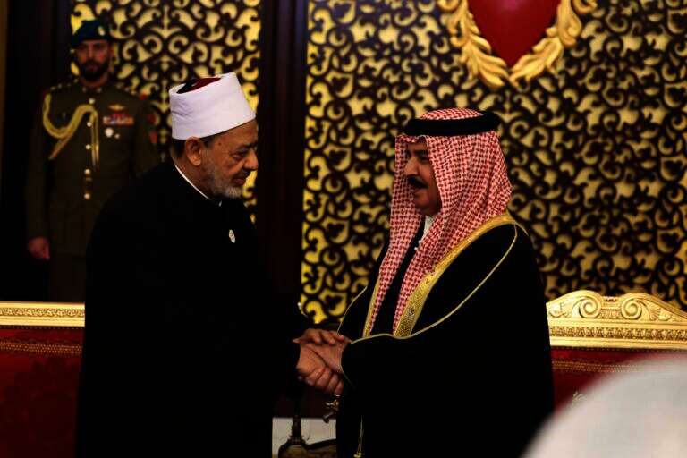 ملك البحرين يستبل شيخ الازهر