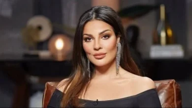 439