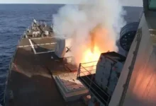 us launches fresh strikes on iranian weapons and boats near hormuz axios reports